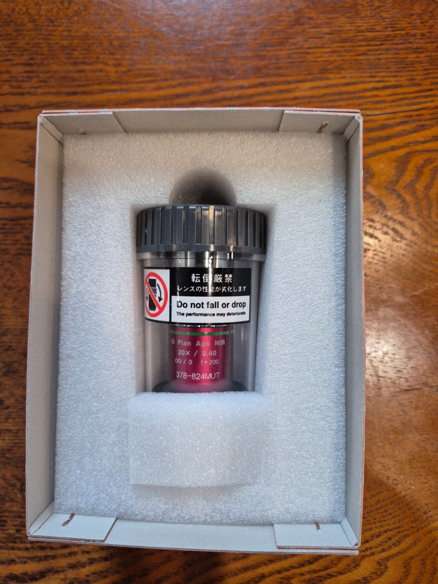 M Plan Apo NIR 20X.jpg